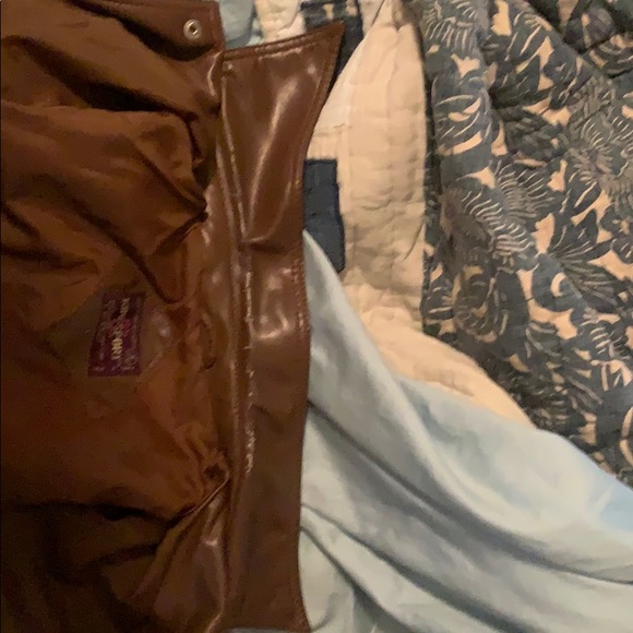 Vintage fake leather jacket. - Picture 7 of 8